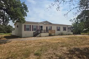 1331 Jay Bird Rd, Springtown, TX 76082 - Photo 2