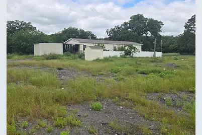 1331 Jay Bird Road, Springtown, TX 76082 - Photo 18