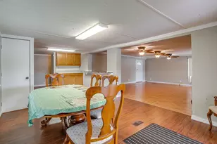 4006 Lands End Ct, Granbury, TX 76048 - Photo 24