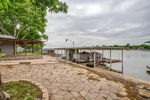 4006 Lands End Ct, Granbury, TX 76048 - Photo 6