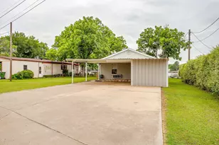 4006 Lands End Ct, Granbury, TX 76048 - Photo 14