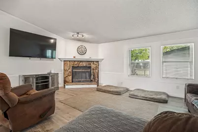 301 Darrell Road, Roanoke, TX 76262 - Photo 8