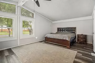 301 Darrell Rd, Roanoke, TX 76262 - Photo 16