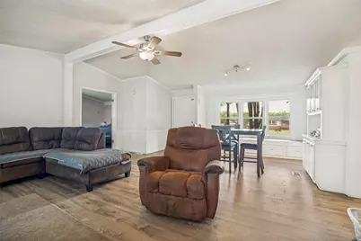 301 Darrell Road, Roanoke, TX 76262 - Photo 6
