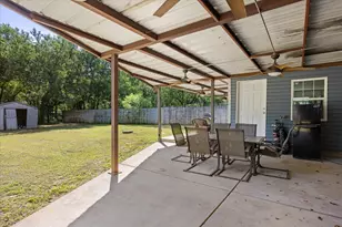 405 Granbury Ct, Granbury, TX 76049 - Photo 24