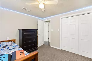 405 Granbury Ct, Granbury, TX 76049 - Photo 22