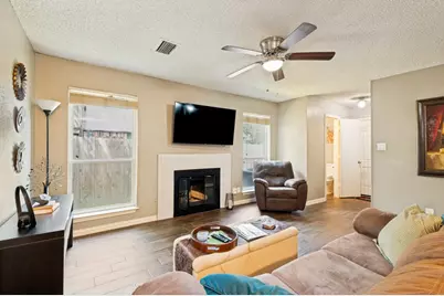2643 San Sabastian Circle, Grand Prairie, TX 75052 - Photo 6