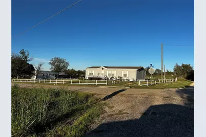 204 N Marion Street, Richland Springs, TX 76871 - Photo 2