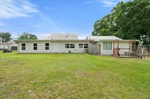 1101 S 37th St, Corsicana, TX 75110 - Photo 6