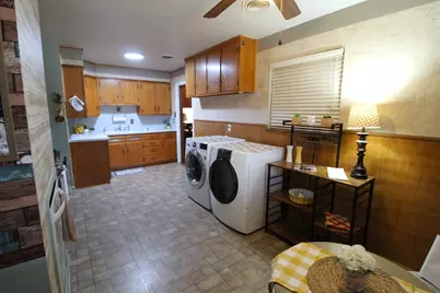 4949 S Lake Park Drive, Wichita Falls, TX 76302 - Photo 12