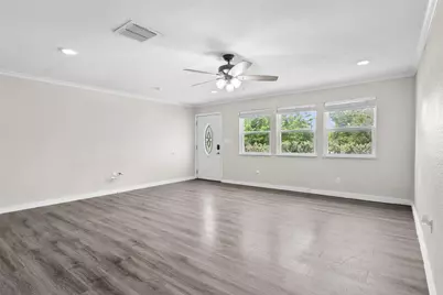 107 S Flower Lane, Chico, TX 76431 - Photo 6