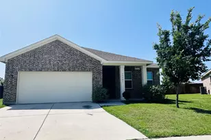 13341 Pine Dunes Dr, Fort Worth, TX 76052 - Photo 2