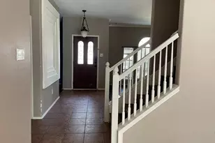 1233 McMahan Dr, Lewisville, TX 75077 - Photo 2