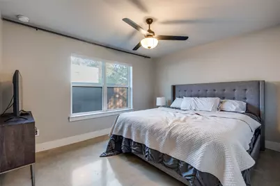 1262 N Prairie Avenue, Dallas, TX 75204 - Photo 16