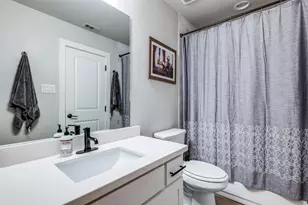 1262 N Prairie Ave, Dallas, TX 75204 - Photo 20