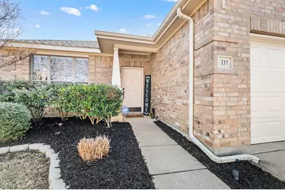 337 Turquoise Drive, Fort Worth, TX 76131 - Photo 4