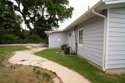 2136 Ridgeway Street, Arlington, TX 76010 - Photo 30