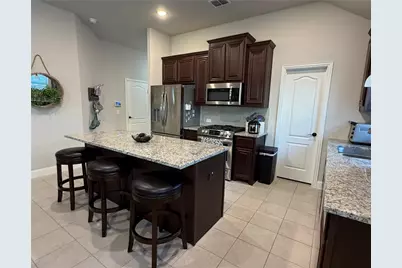 3301 Heathrow Road, Mesquite, TX 75181 - Photo 4