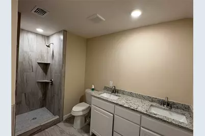 2703 Oak Cliff Lane, Arlington, TX 76012 - Photo 16