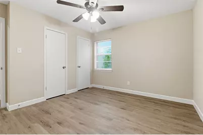 2703 Oak Cliff Lane, Arlington, TX 76012 - Photo 18