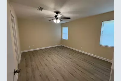 2703 Oak Cliff Lane, Arlington, TX 76012 - Photo 14