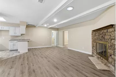 2703 Oak Cliff Lane, Arlington, TX 76012 - Photo 6