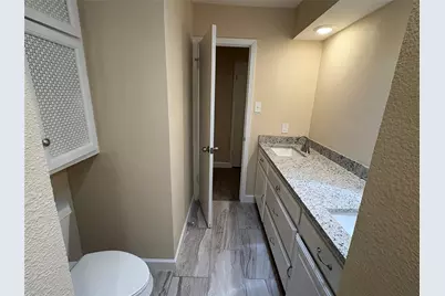 2703 Oak Cliff Lane, Arlington, TX 76012 - Photo 10