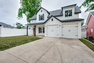 216 Wilson St, Lake Dallas, TX 75065 - Photo 2