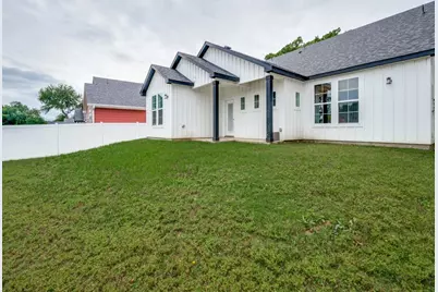 216 Wilson Street, Lake Dallas, TX 75065 - Photo 26