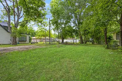 721 Maple Street, Bonham, TX 75418 - Photo 28