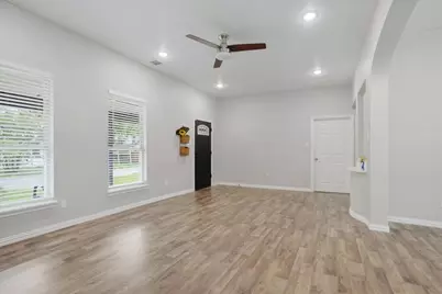 721 Maple Street, Bonham, TX 75418 - Photo 4