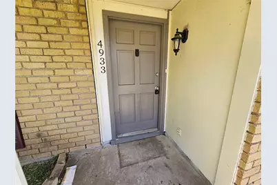 4933 Ashlock Drive, The Colony, TX 75056 - Photo 2