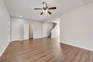 9406 Chimneywood Dr, Rowlett, TX 75089 - Photo 4
