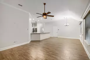 1328 Colby Dr, Lewisville, TX 75067 - Photo 10