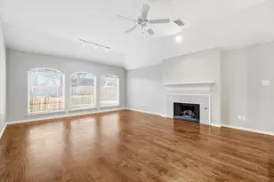 2921 Meadow Glen Dr, McKinney, TX 75072 - Photo 12
