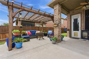 10020 Haversham Dr, Fort Worth, TX 76131 - Photo 4