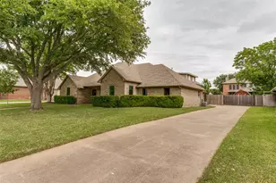 1913 Quail Run Dr, Corinth, TX 76208 - Photo 1