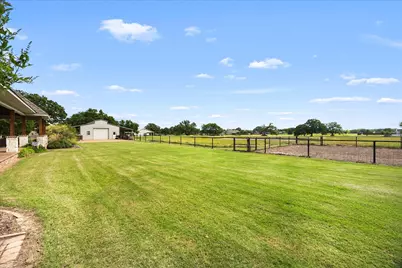 5900 Kings Creek Drive, Post Oak Bend, TX 75142 - Photo 38