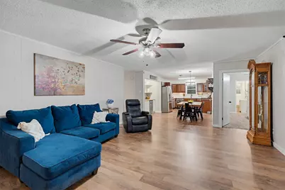 5729 Wedgmont Circle N, Fort Worth, TX 76133 - Photo 8