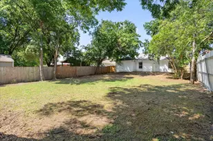 3910 Sonora Ave, Dallas, TX 75216 - Photo 20