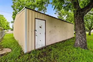 2700 Briarwood Ln, Bellmead, TX 76705 - Photo 14