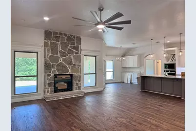 5025 Glenoaks Court, Weatherford, TX 76088 - Photo 10