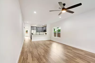 413 N Colbert Avenue, Sherman, TX 75090 - Photo 4