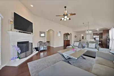 10401 Flat Creek Trl, McKinney, TX 75072 - Photo 16