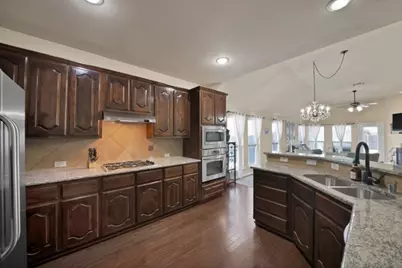 10401 Flat Creek Trl, McKinney, TX 75072 - Photo 6