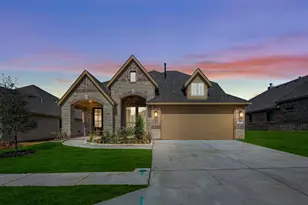 215 Seminole Trail, Alvarado, TX 76009 - Photo 2
