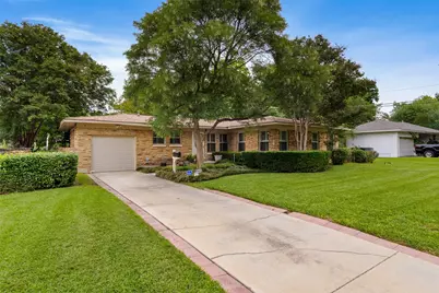 9823 Limerick Drive, Dallas, TX 75218 - Photo 2