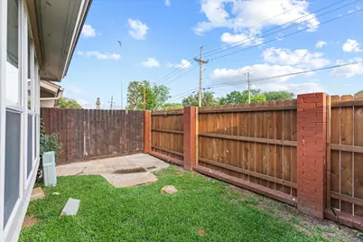 4 Oakbrook Drive, Lewisville, TX 75057 - Photo 34