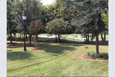 2610 Eagle Cir, Grapevine, TX 76051 - Photo 16