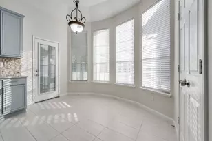 214 Jennifer Ln, Arlington, TX 76002 - Photo 10